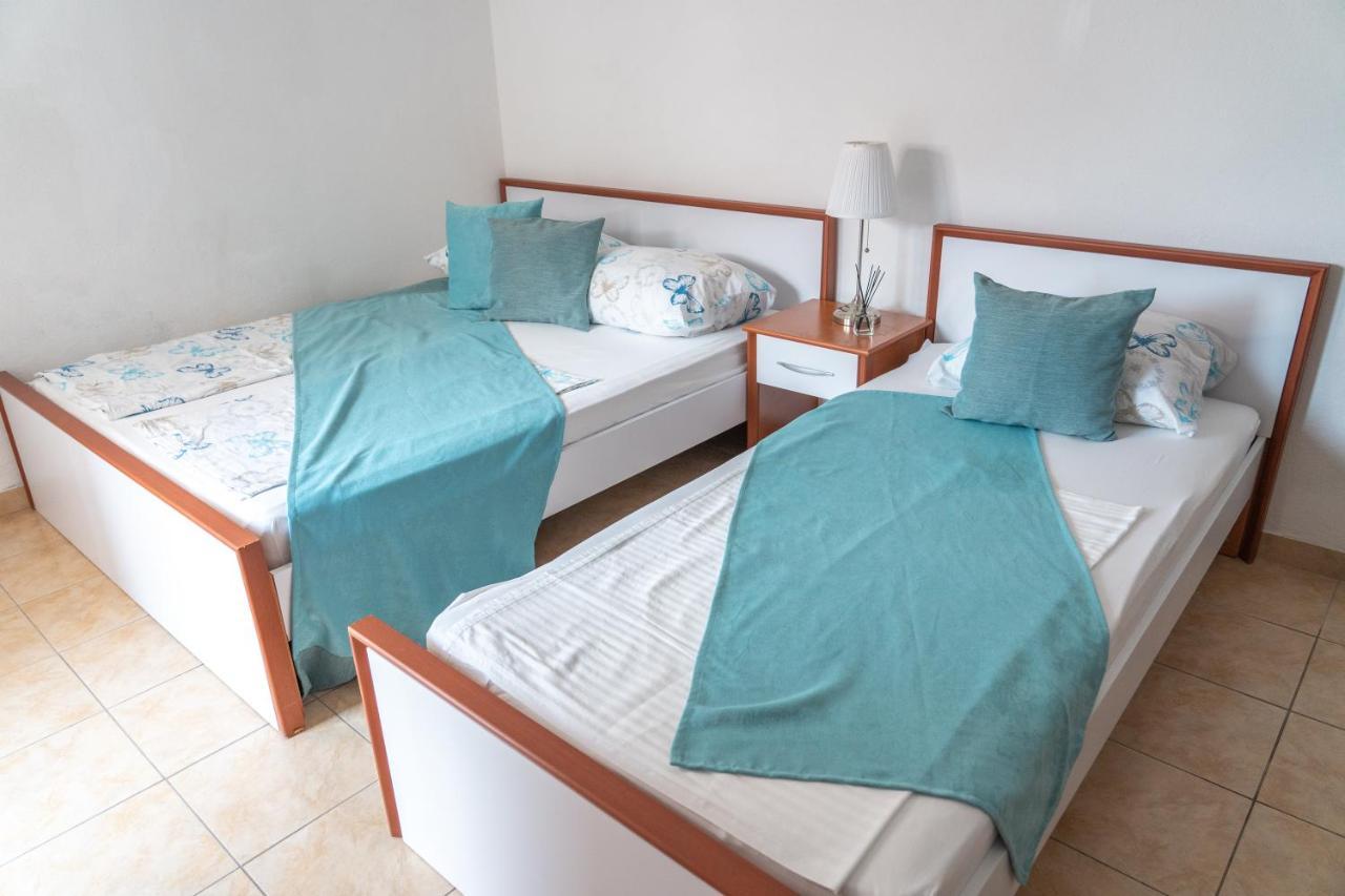 Apartments Sejla Улцинь Экстерьер фото